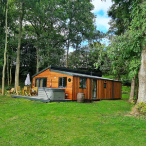 Log cabin and lodges UK